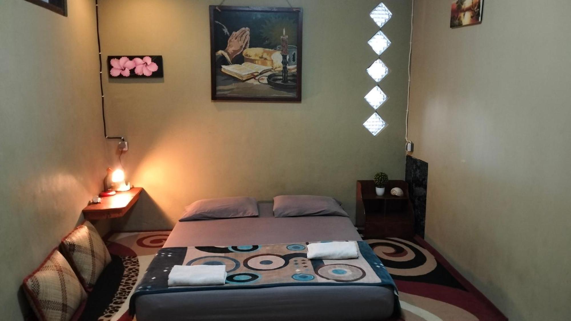 G-Rima Home Stay Labuan Bajo Habitación foto