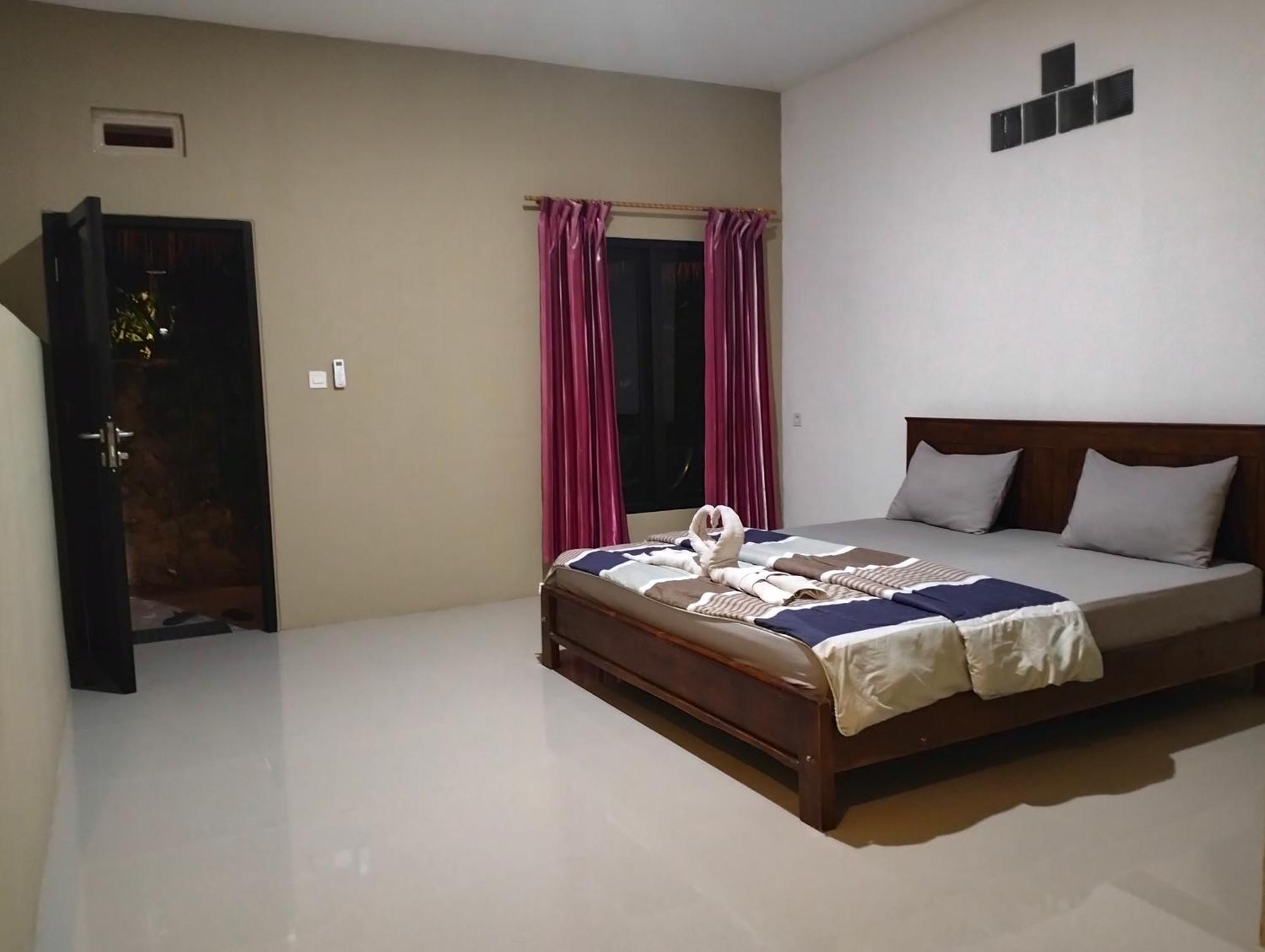 G-Rima Home Stay Labuan Bajo Habitación foto